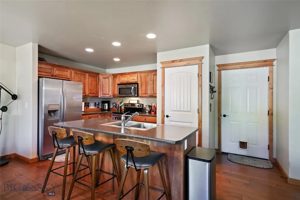 2935 Warbler Way Bozeman MT 59718