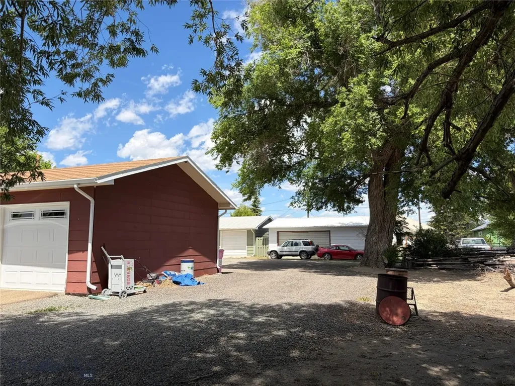 7 Kountz Road Whitehall MT 59759
