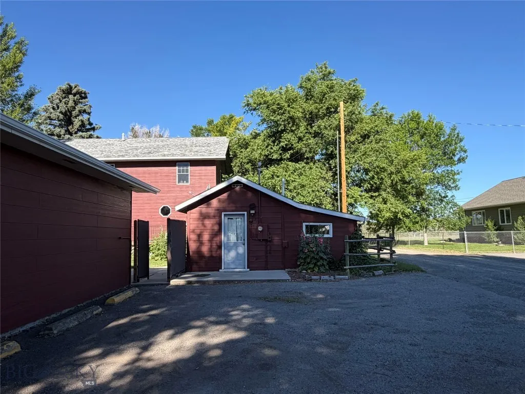 7 Kountz Road Whitehall MT 59759