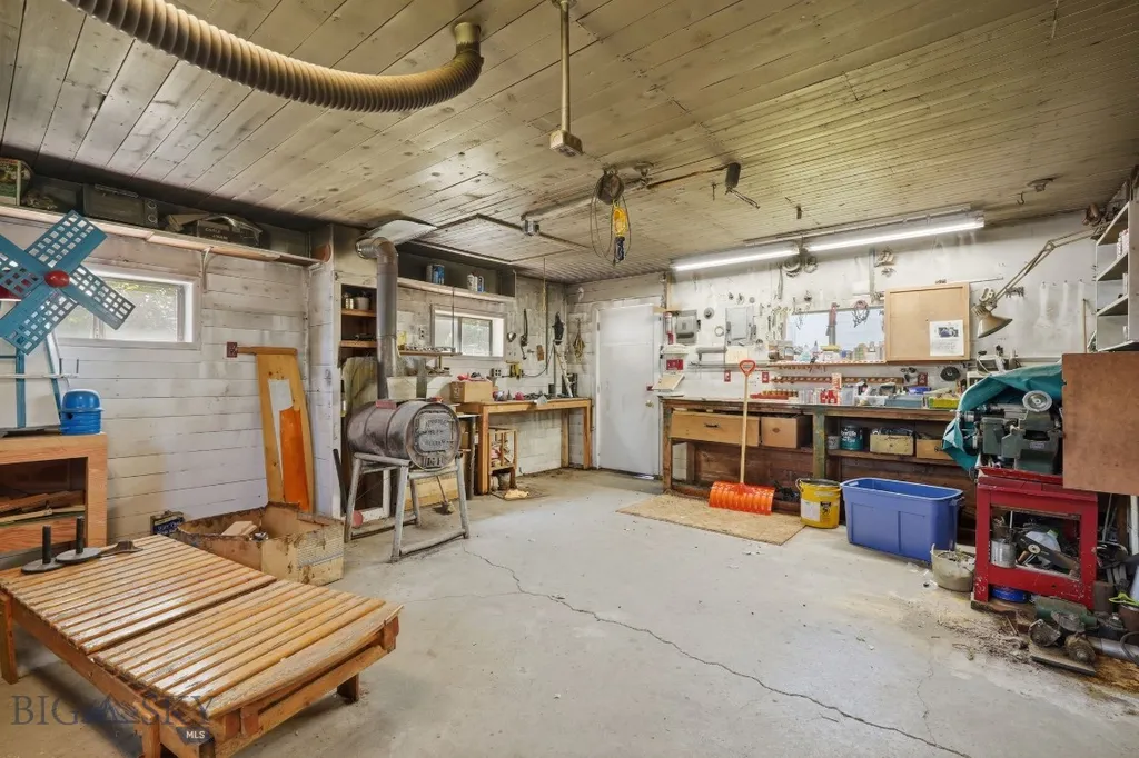 601 Silverbow Avenue Belgrade MT 59714