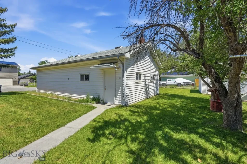 601 Silverbow Avenue Belgrade MT 59714