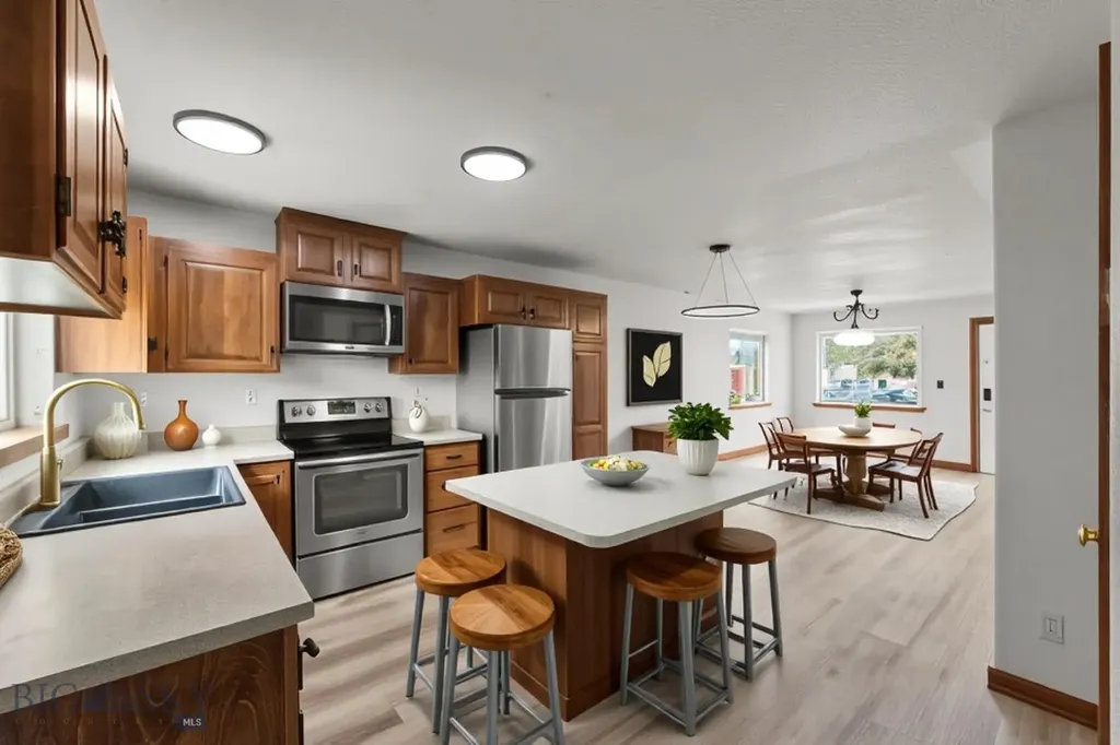 72 W Magnolia Drive Belgrade MT 59714
