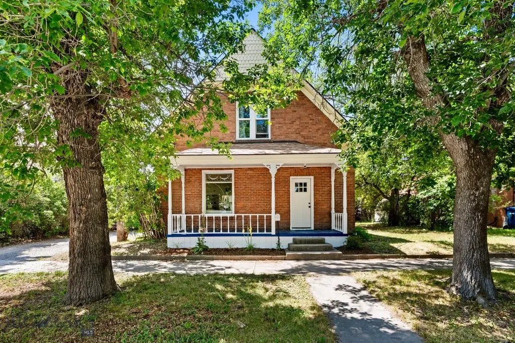 121 N Yellowstone Street Livingston MT 59047