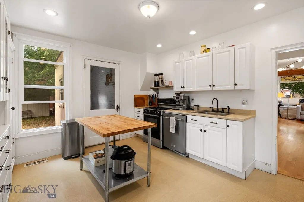 121 N Yellowstone Street Livingston MT 59047