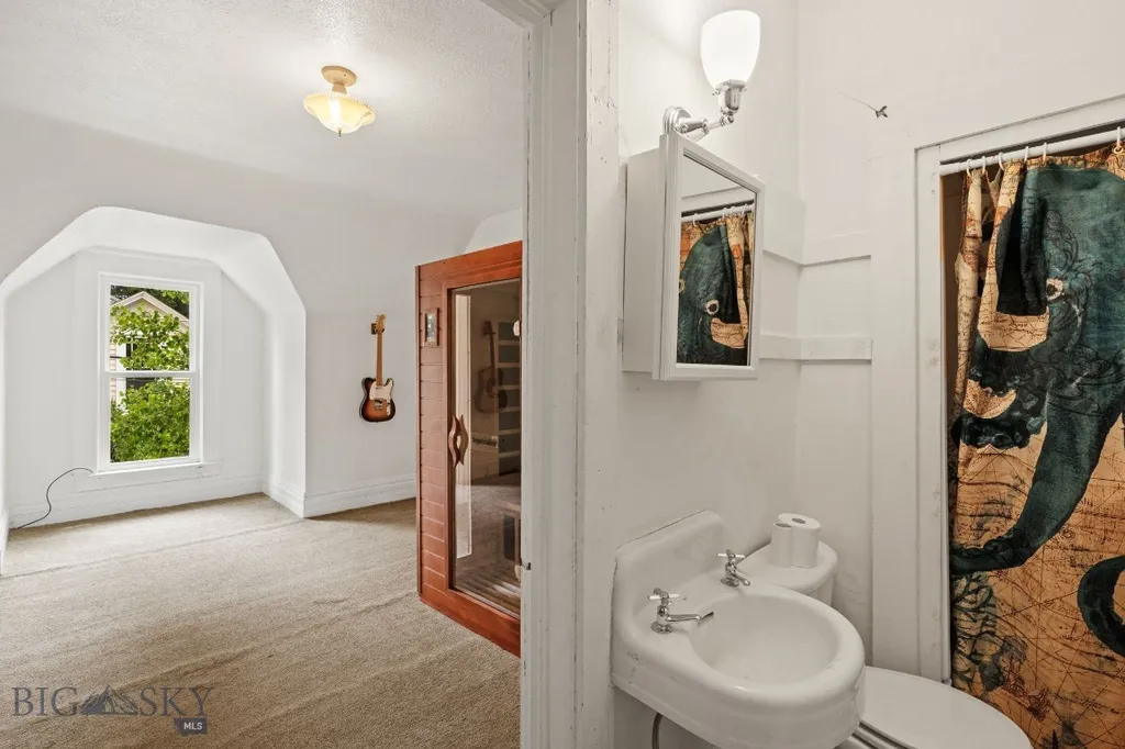 121 N Yellowstone Street Livingston MT 59047