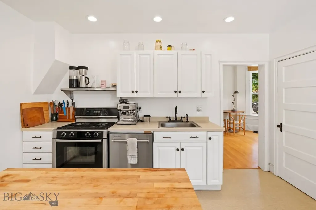 121 N Yellowstone Street Livingston MT 59047