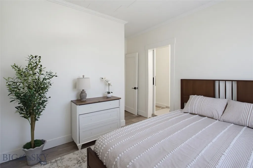 837 Zarelda Butte MT 59701