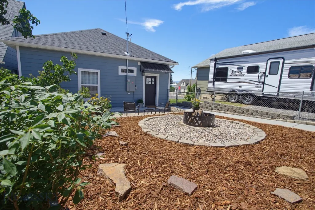 837 Zarelda Butte MT 59701