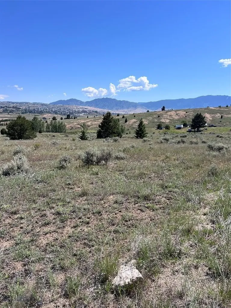 Tbd Hyde Park Butte MT 59701
