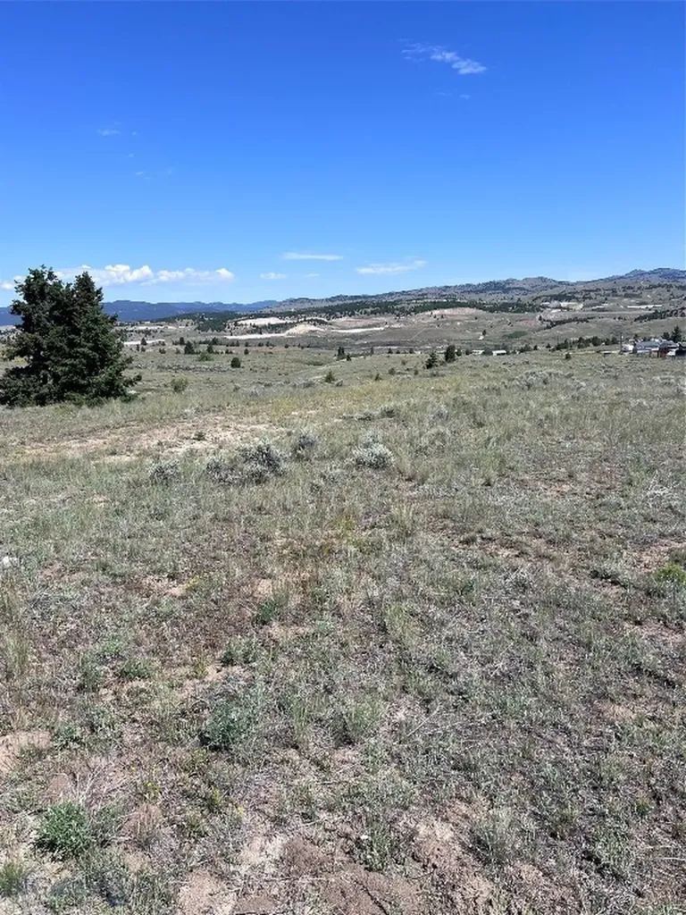 Tbd Hyde Park Butte MT 59701