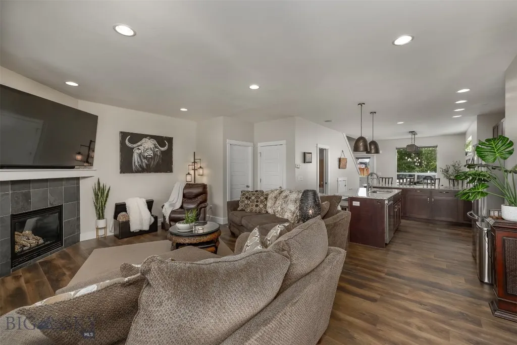 98 Ramshorn Peak Lane Bozeman MT 59718