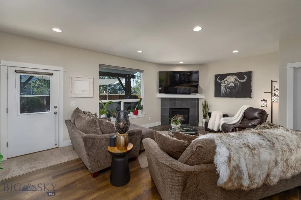 98 Ramshorn Peak Lane Bozeman MT 59718