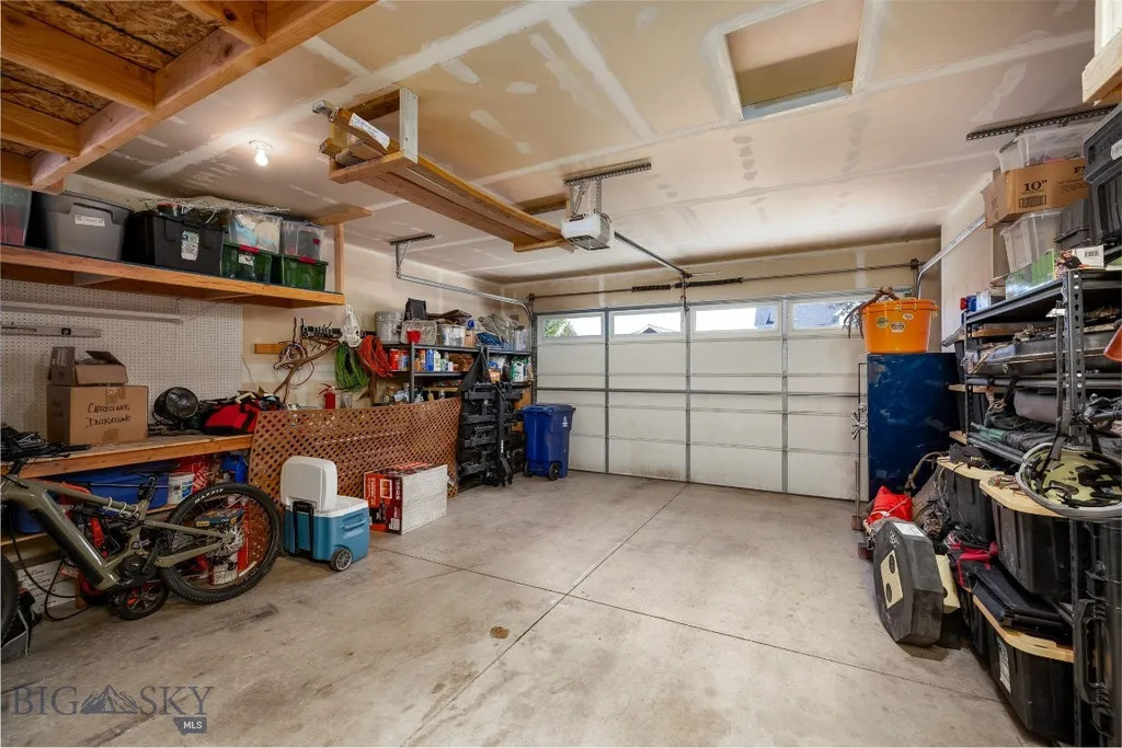98 Ramshorn Peak Lane Bozeman MT 59718