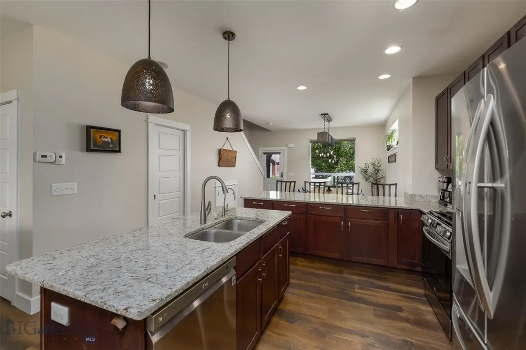 98 Ramshorn Peak Lane Bozeman MT 59718