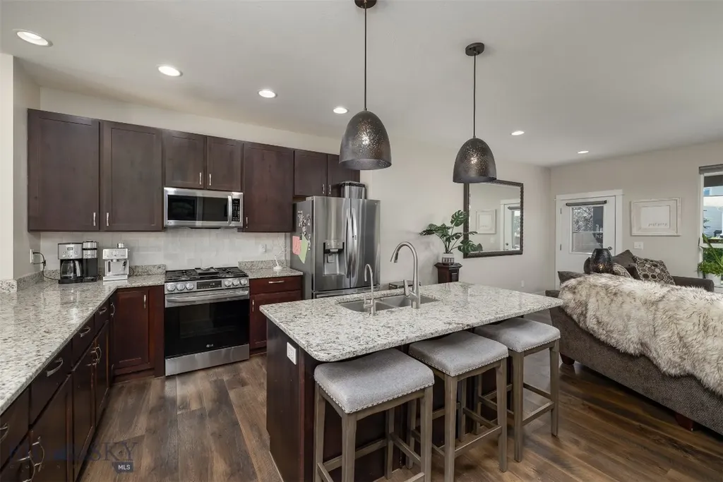 98 Ramshorn Peak Lane Bozeman MT 59718
