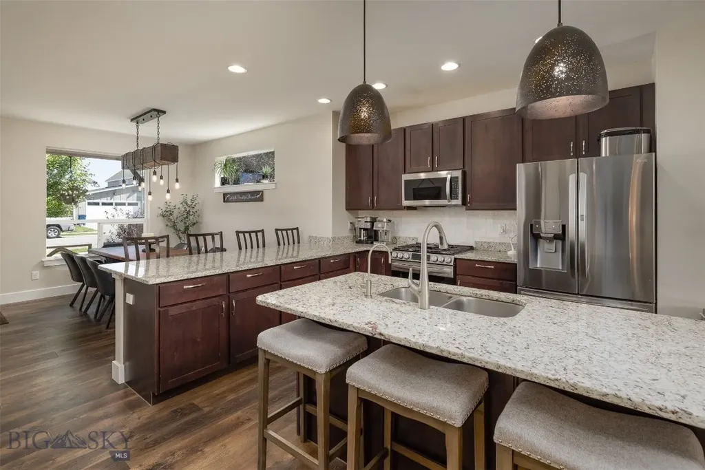 98 Ramshorn Peak Lane Bozeman MT 59718