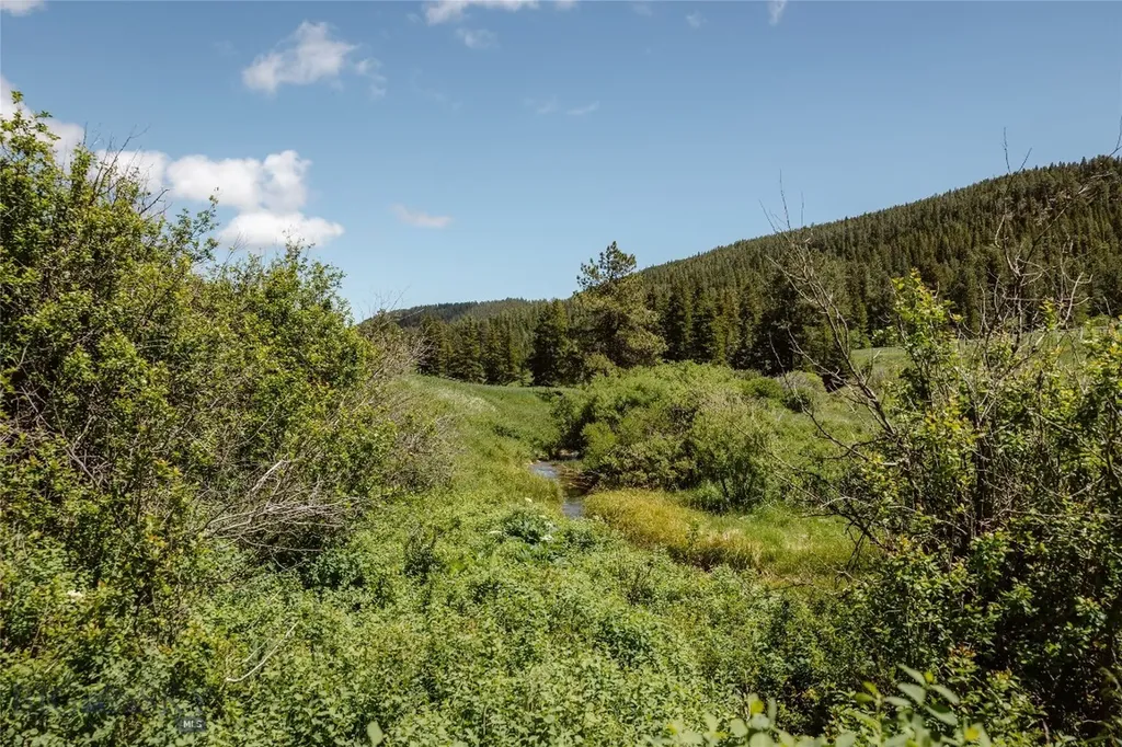 Lewistown MT 59457