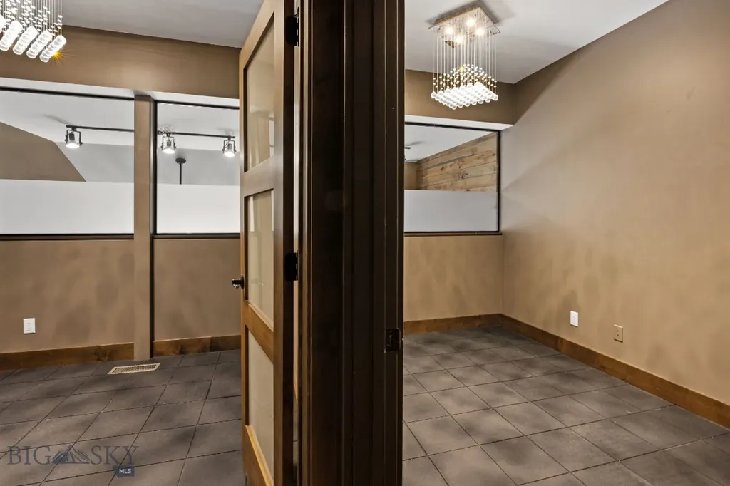 2405 W Main Street Bozeman MT 59718