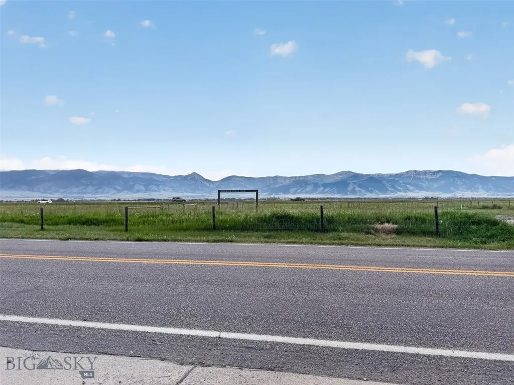 807 Spooner Road Belgrade MT 59714