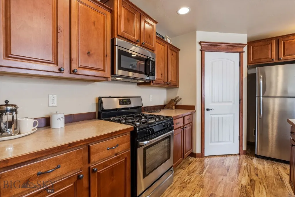 1007 Cottonwood Road Bozeman MT 59718