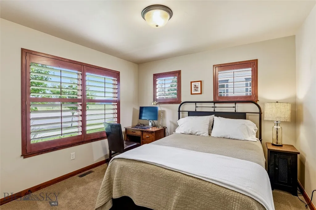 1007 Cottonwood Road Bozeman MT 59718