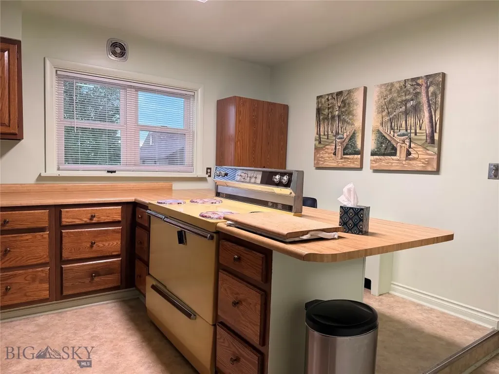 2126 Phillips Butte MT 59701