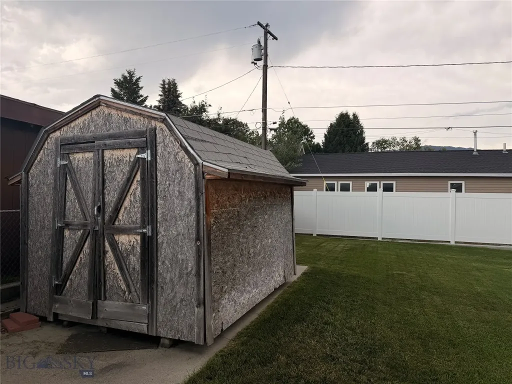 2126 Phillips Butte MT 59701