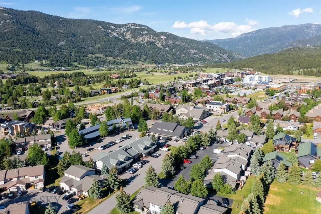 77 Aspen Leaf Big Sky MT 59716