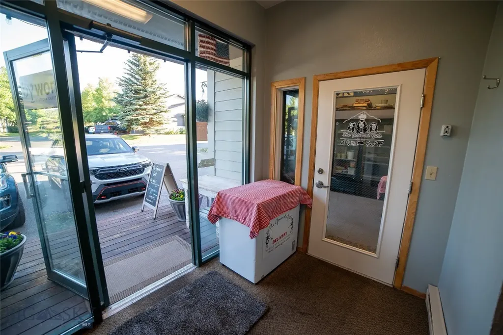77 Aspen Leaf Big Sky MT 59716