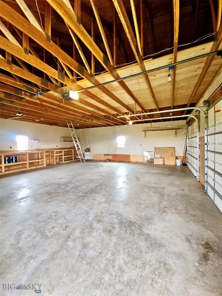 320 & 324 Oak Street Sweet Grass MT 59484
