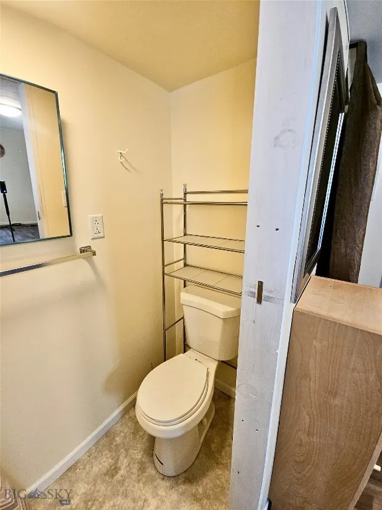 320 & 324 Oak Street Sweet Grass MT 59484