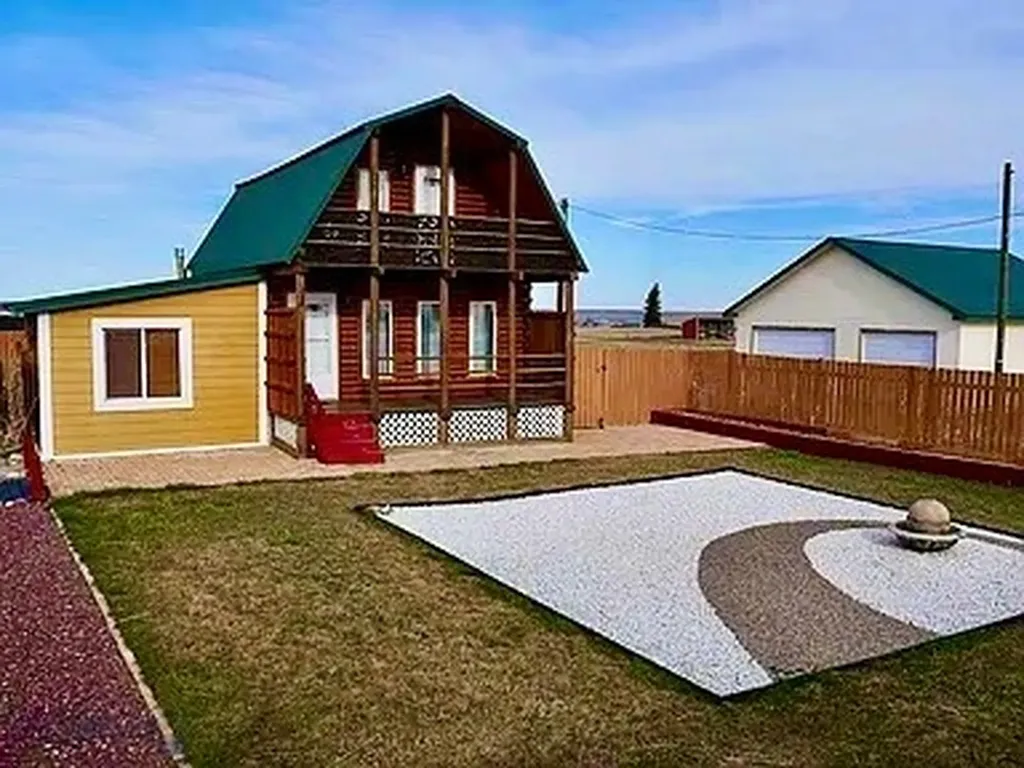 320 & 324 Oak Street Sweet Grass MT 59484