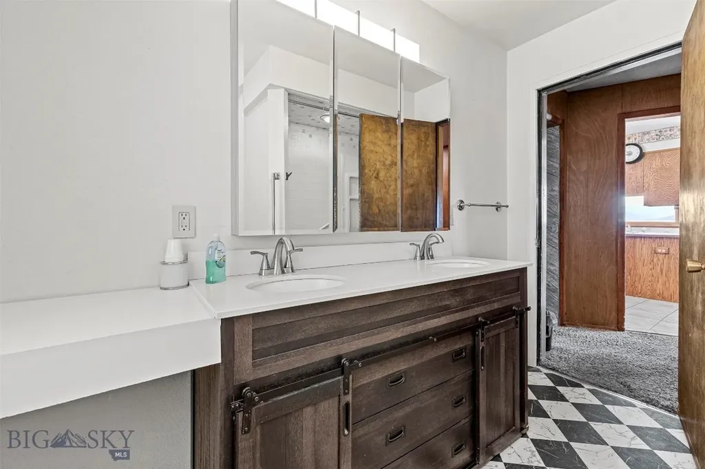 526 S Washington S Butte MT 59701