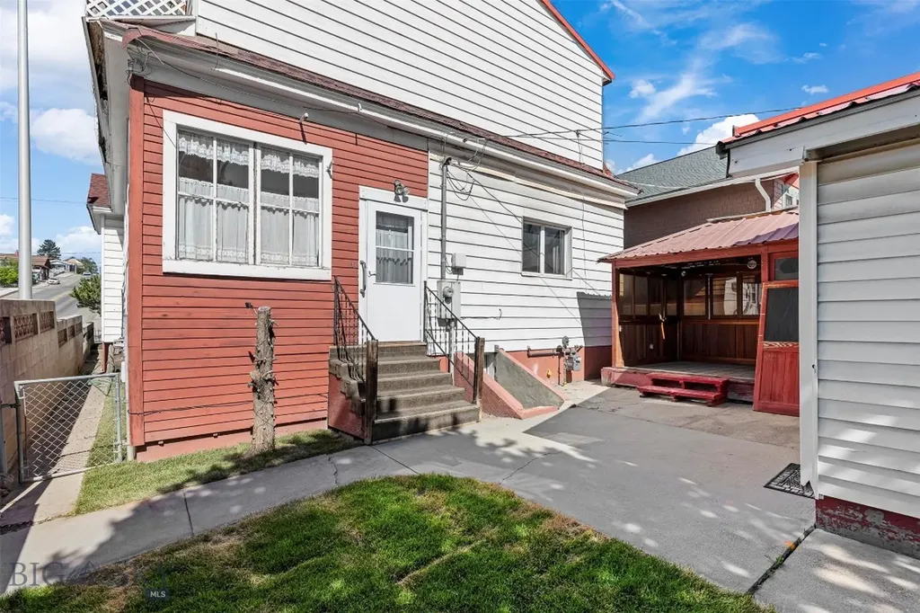 526 S Washington S Butte MT 59701