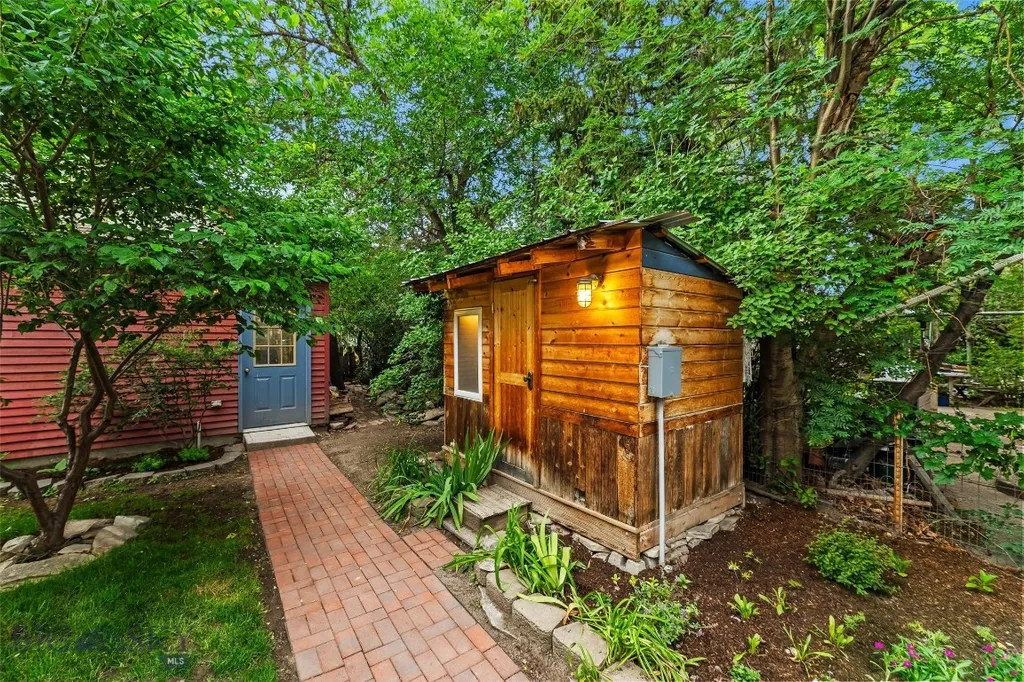 130 S 5th Street Livingston MT 59047