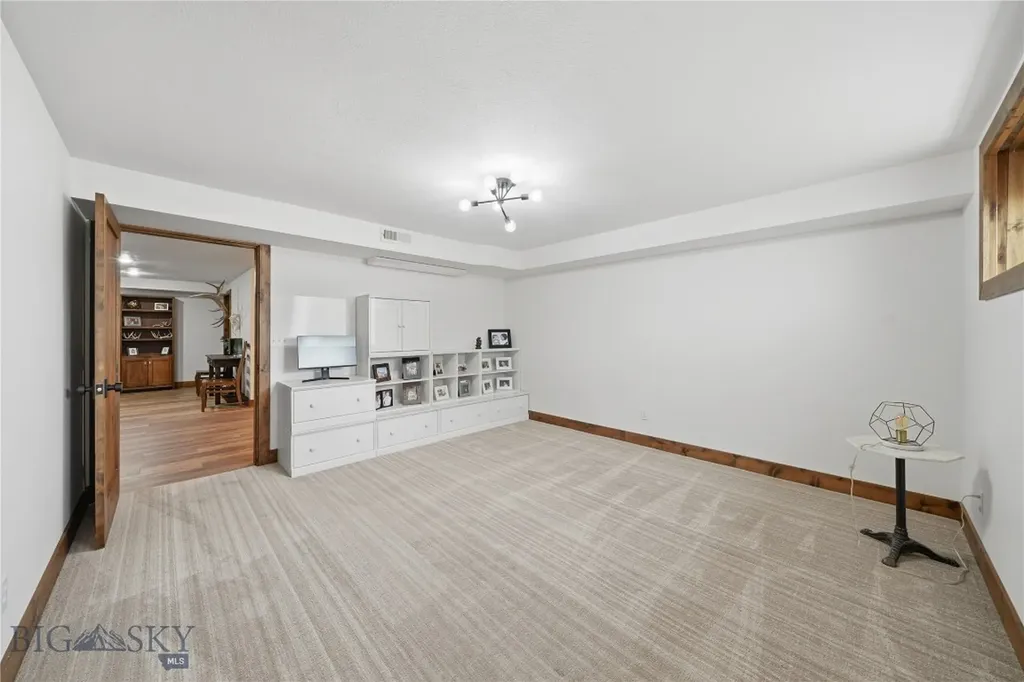 977 Trailcrest Drive Bozeman MT 59718