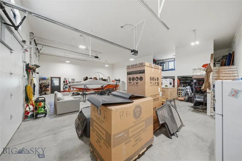 977 Trailcrest Drive Bozeman MT 59718