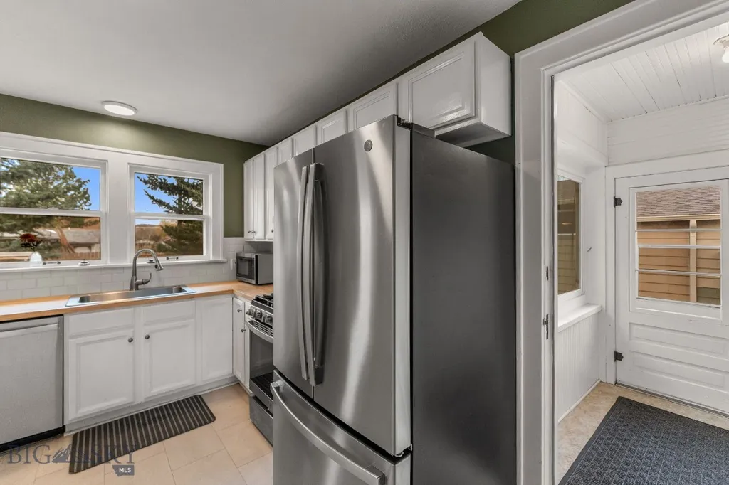 209 Bozeman Street Gallatin Gateway MT 59730