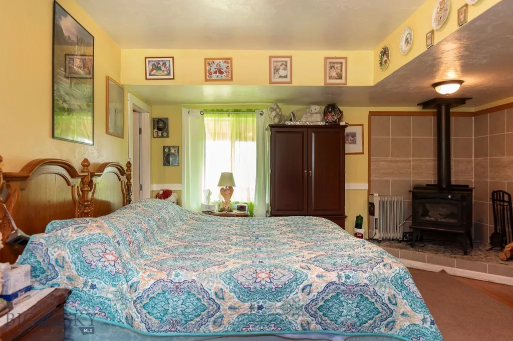 353 Shining Mountains Loop Road Ennis MT 59729