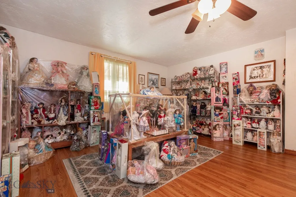 353 Shining Mountains Loop Road Ennis MT 59729