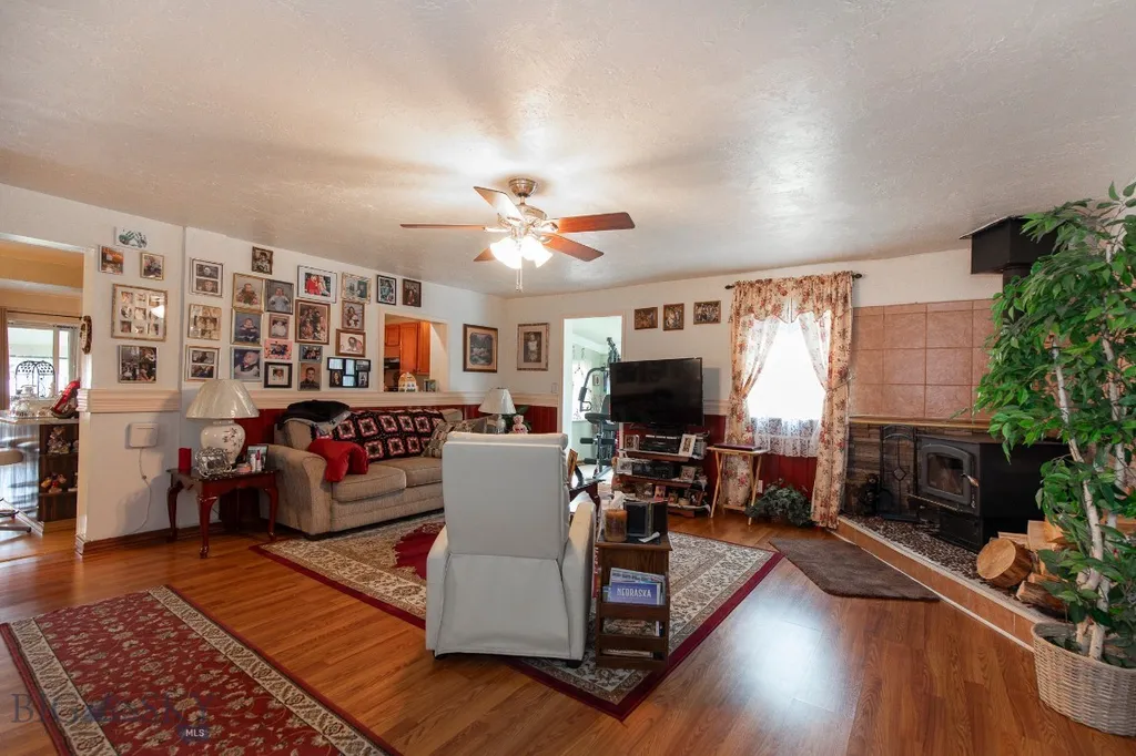 353 Shining Mountains Loop Road Ennis MT 59729