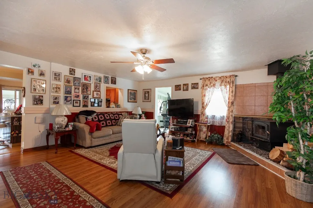 353 Shining Mountains Loop Road Ennis MT 59729