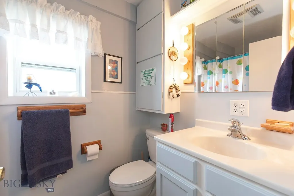 353 Shining Mountains Loop Road Ennis MT 59729