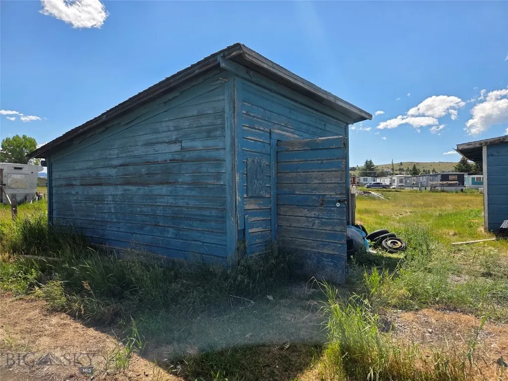 1440 Water Line Butte MT 59701