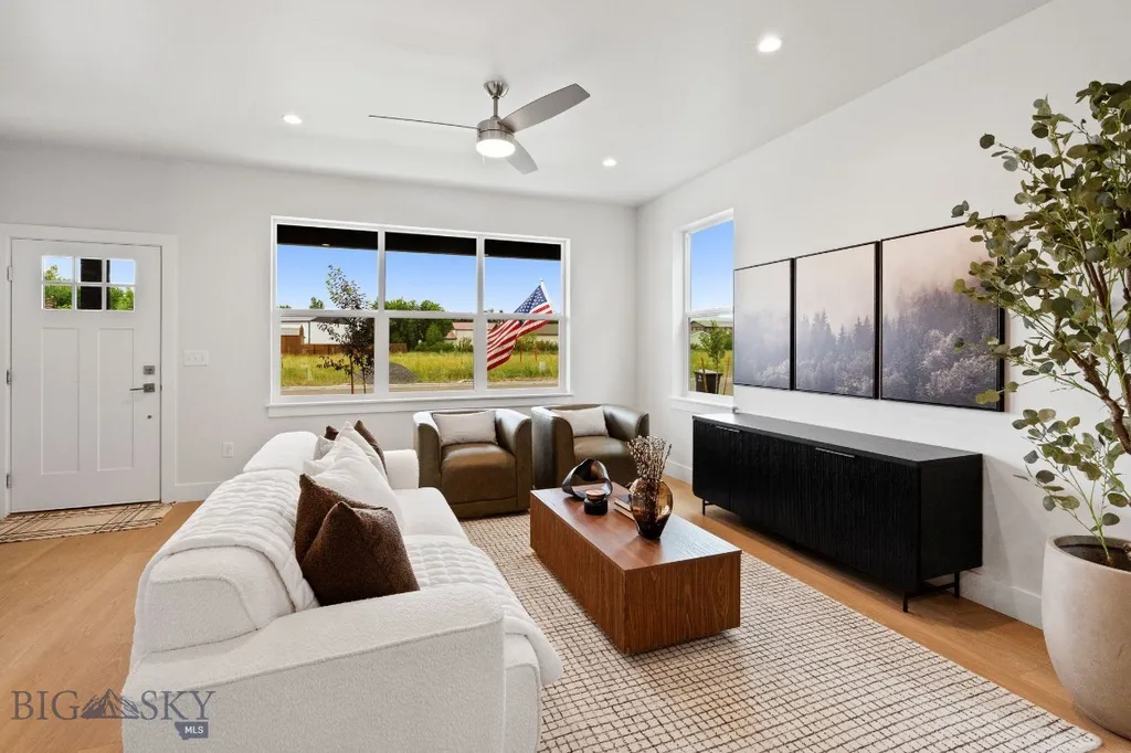 809 Spaniel Lane Belgrade MT 59714