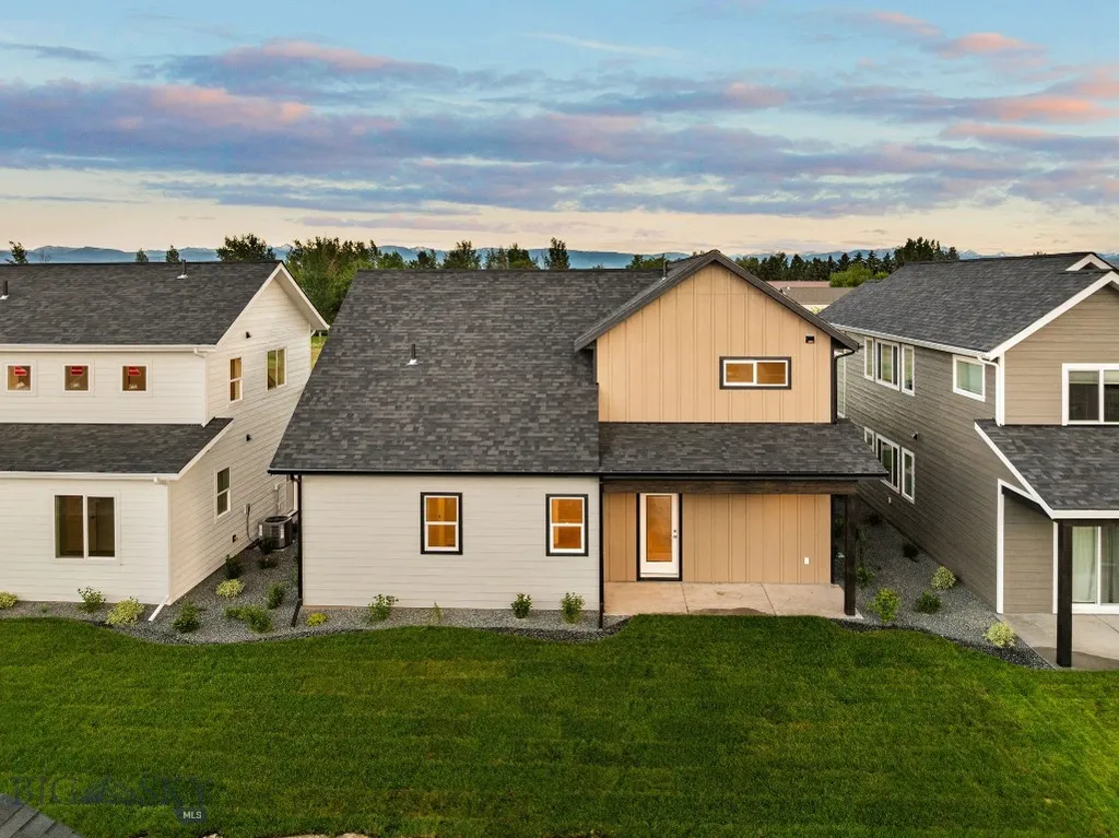 809 Spaniel Lane Belgrade MT 59714