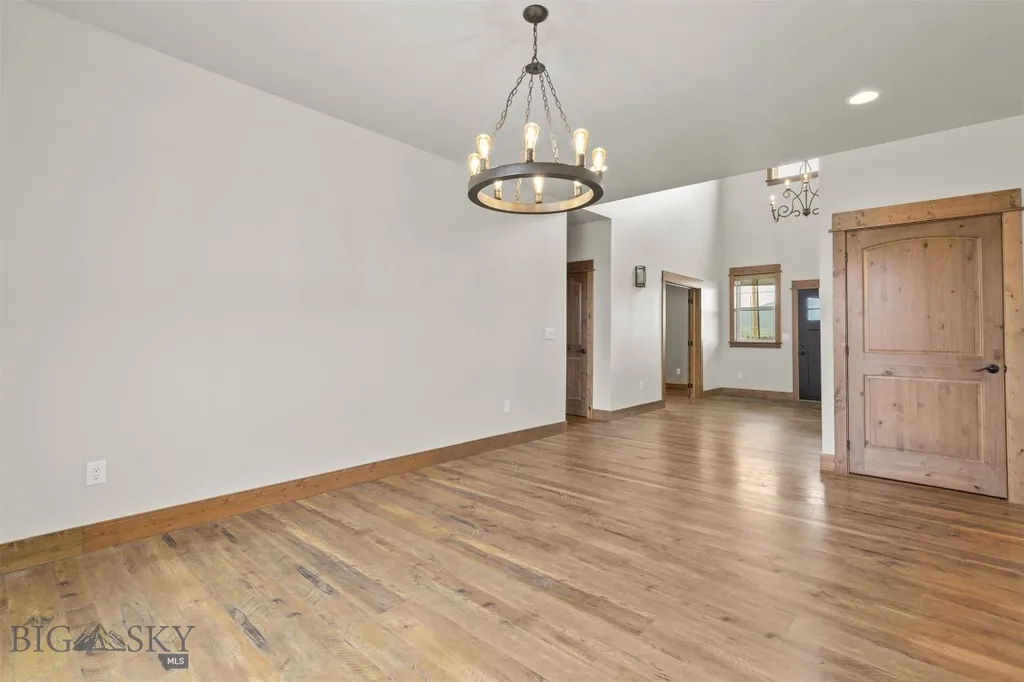 1707 Roundup Boulevard Belgrade MT 59714