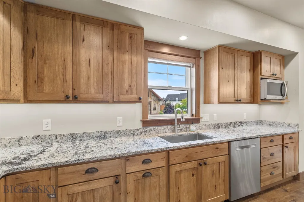 1707 Roundup Boulevard Belgrade MT 59714