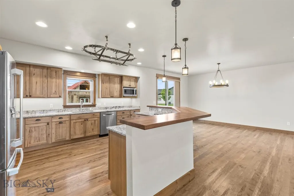 1707 Roundup Boulevard Belgrade MT 59714