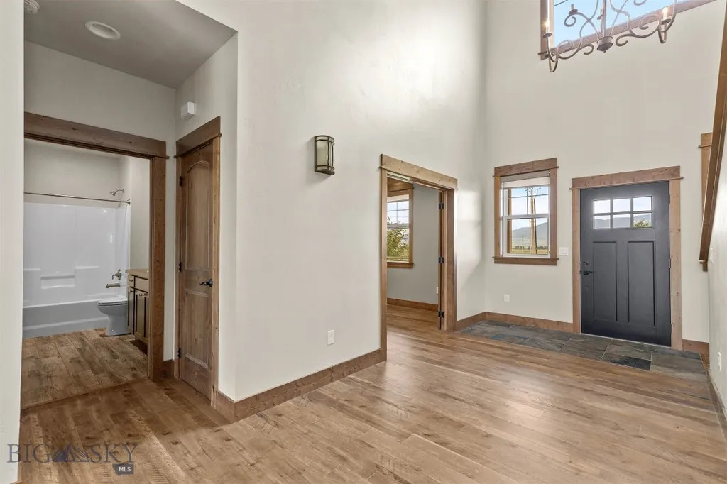 1707 Roundup Boulevard Belgrade MT 59714